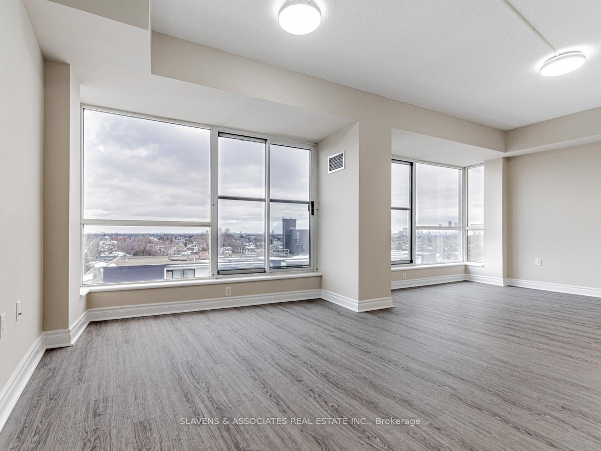 Photo 19 of Unit 904, 2 Neptune Drive, Toronto, Englemount-Lawrence — HOMEH