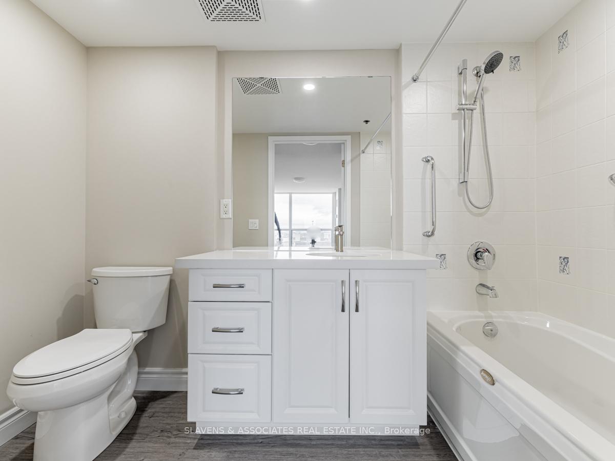 Photo 20 of Unit 904, 2 Neptune Drive, Toronto, Englemount-Lawrence — HOMEH