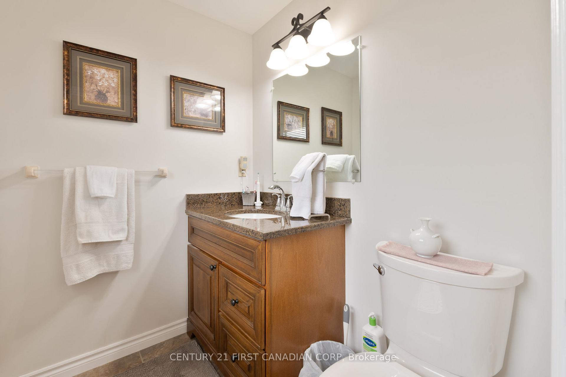 Photo 20 of 340 Canterbury Place, Central Elgin, Belmont — HOMEH