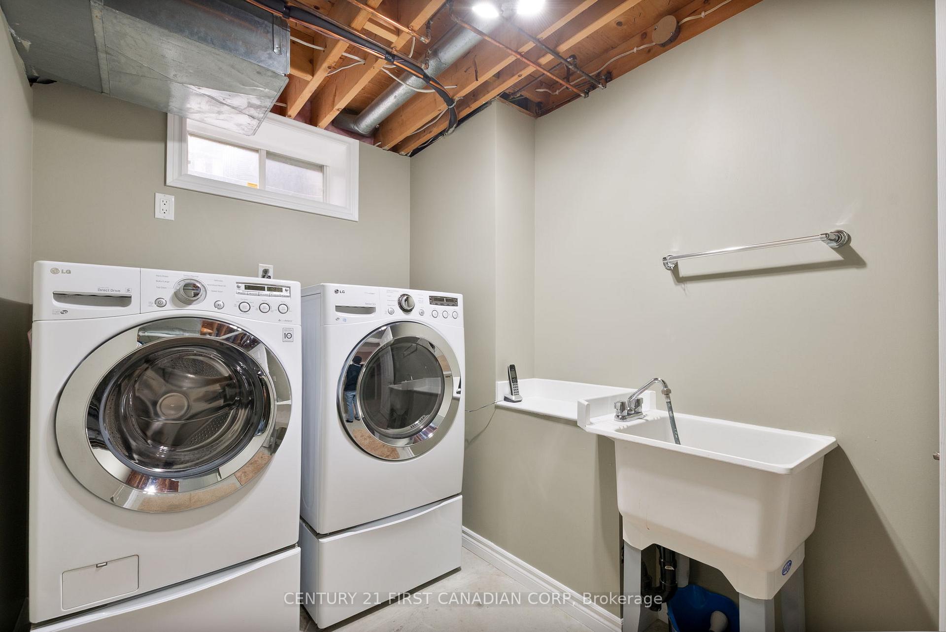 Photo 35 of 340 Canterbury Place, Central Elgin, Belmont — HOMEH
