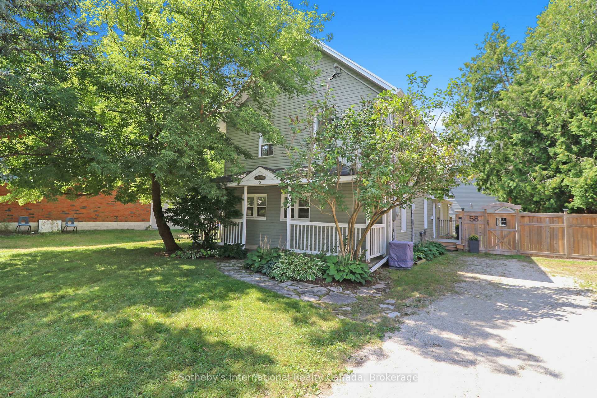Photo 2 of Unit A, 58 Cedar Street, Collingwood — HOMEH