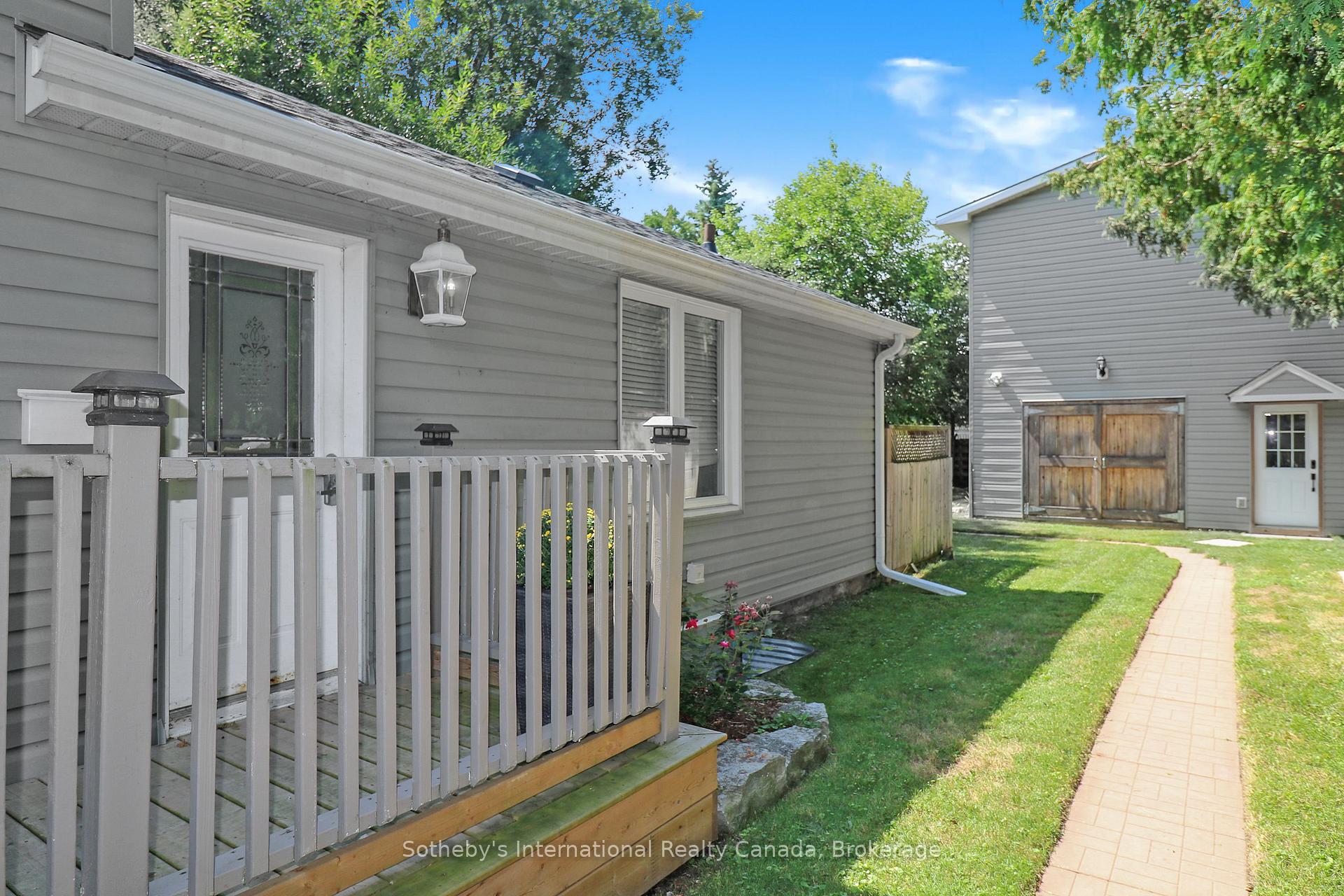 Photo 3 of Unit A, 58 Cedar Street, Collingwood — HOMEH