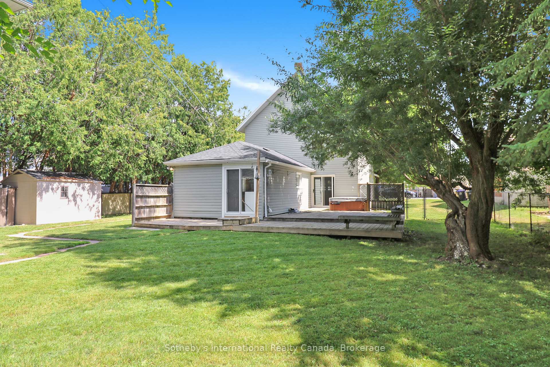 Photo 9 of Unit A, 58 Cedar Street, Collingwood — HOMEH