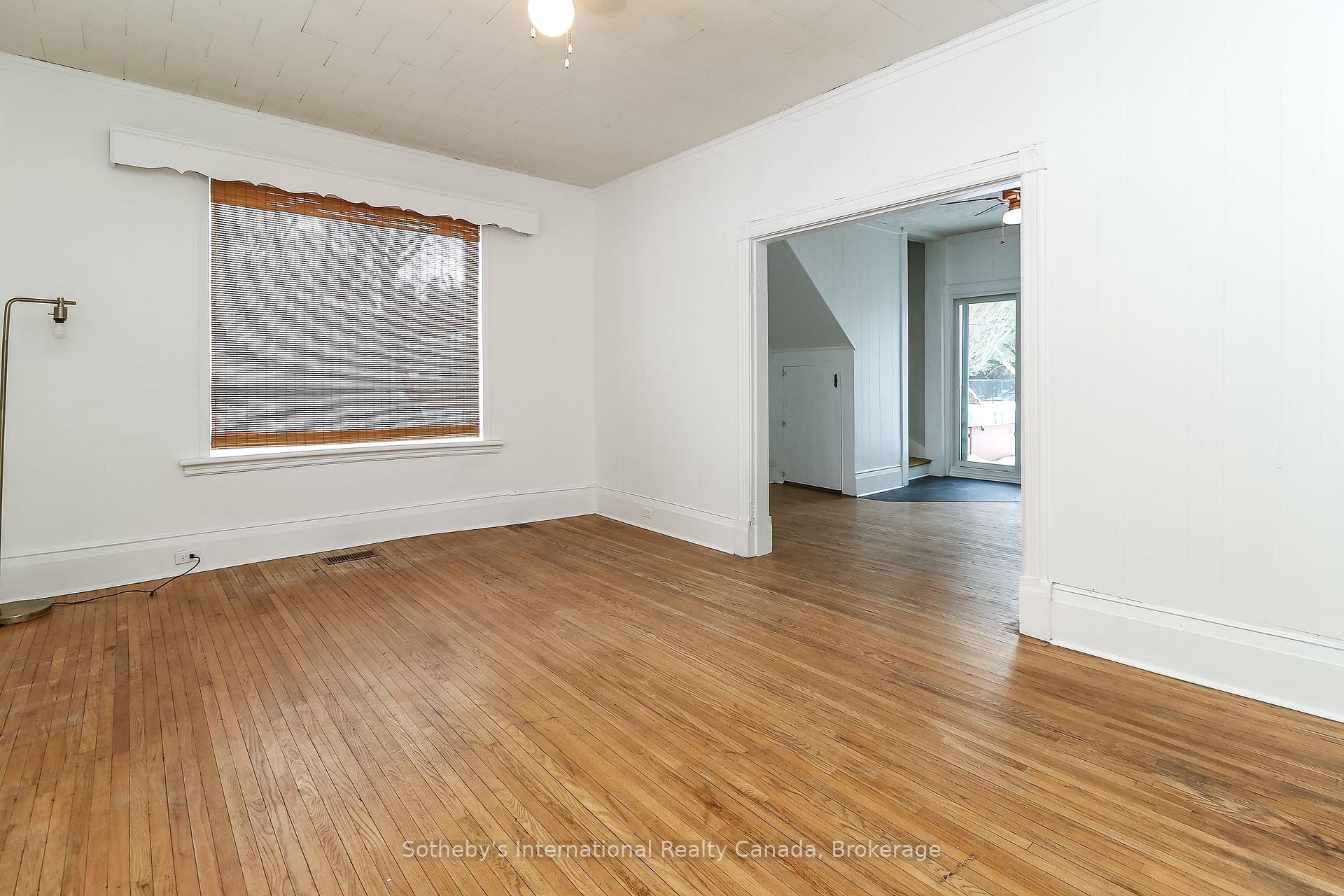 Photo 18 of Unit A, 58 Cedar Street, Collingwood — HOMEH