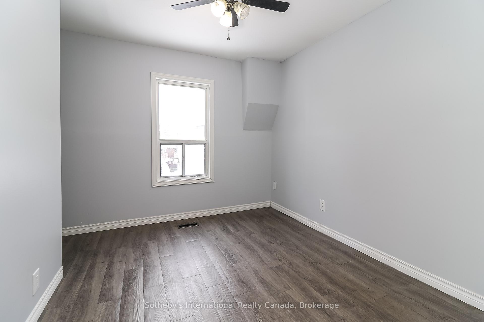 Photo 21 of Unit A, 58 Cedar Street, Collingwood — HOMEH