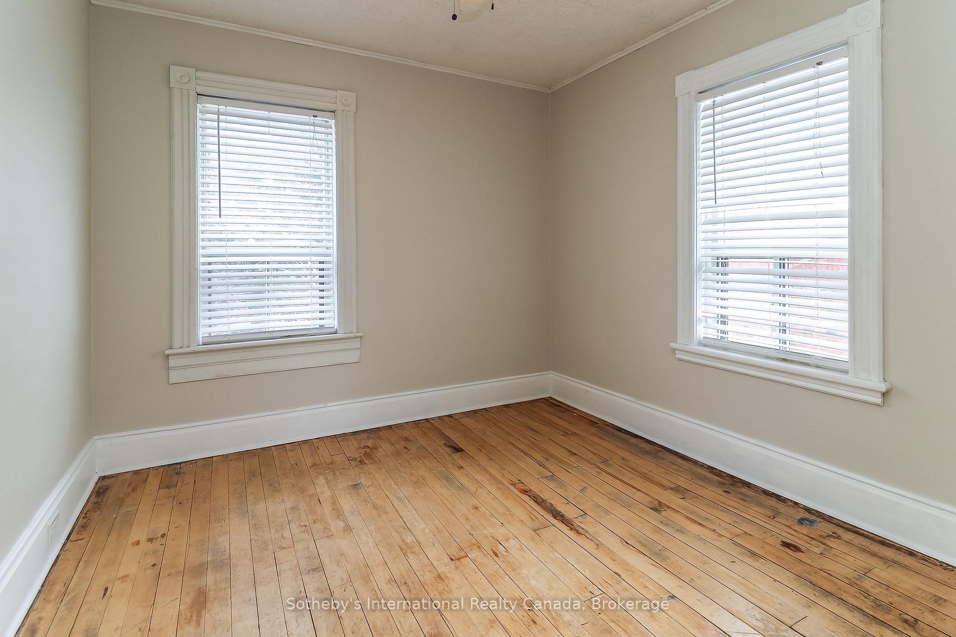 Photo 23 of Unit A, 58 Cedar Street, Collingwood — HOMEH