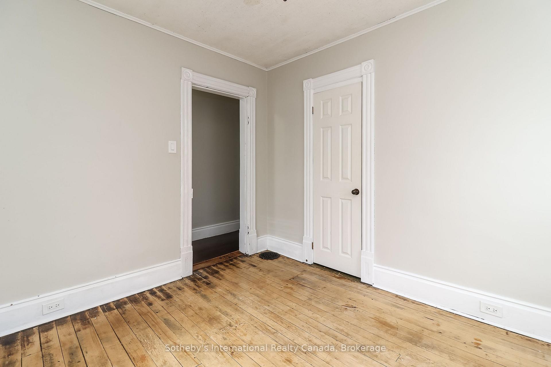 Photo 24 of Unit A, 58 Cedar Street, Collingwood — HOMEH