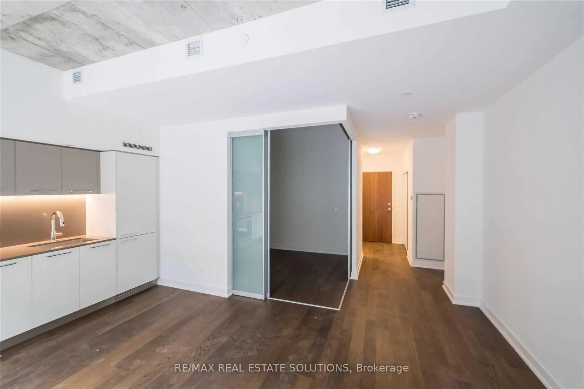 Photo 5 of Unit 510, 15 Baseball Place, Toronto, South Riverdale — HOMEH