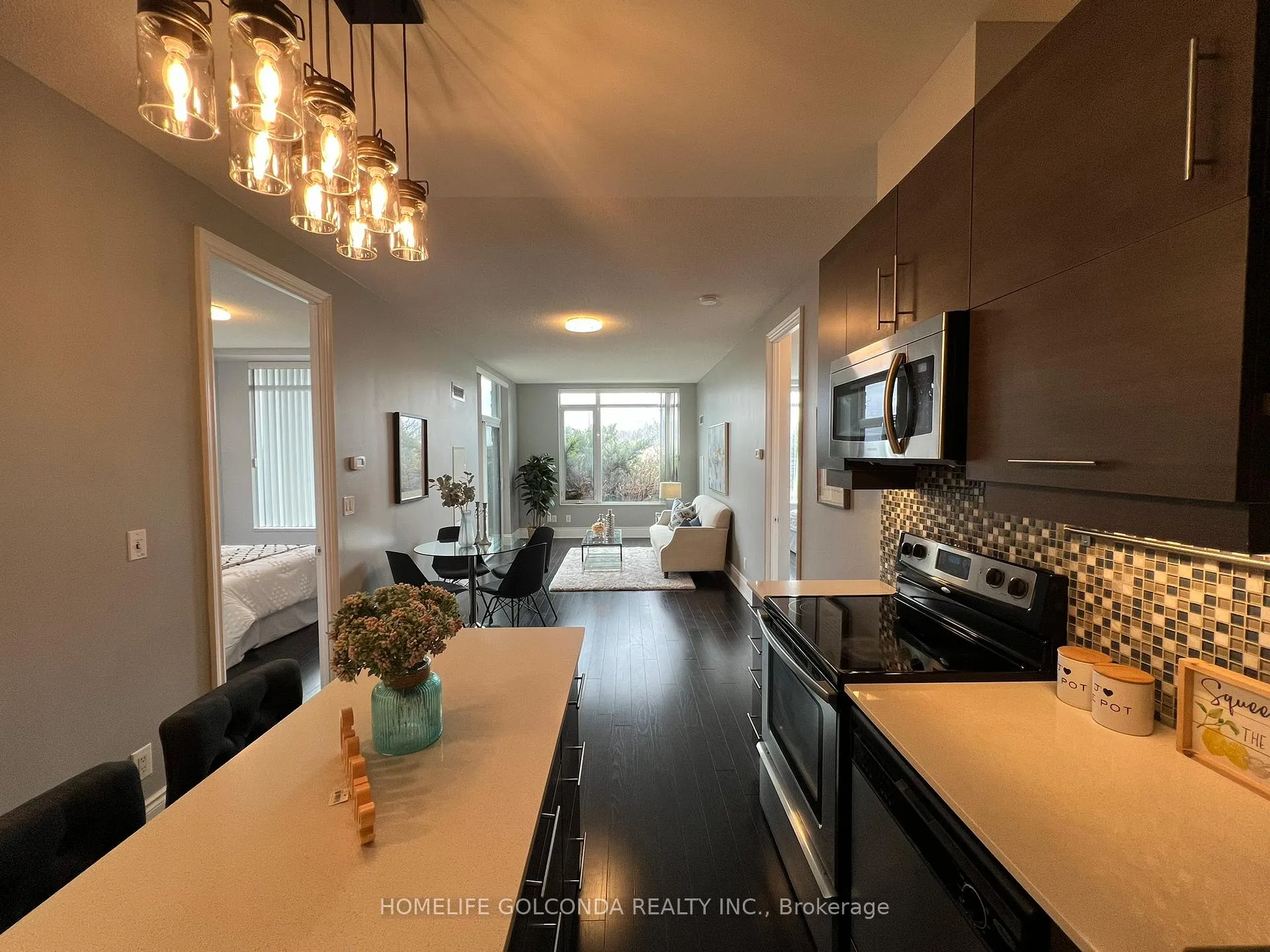 Photo 2 of Unit 112, 273 South Park Road, Markham, Commerce Valley — HOMEH