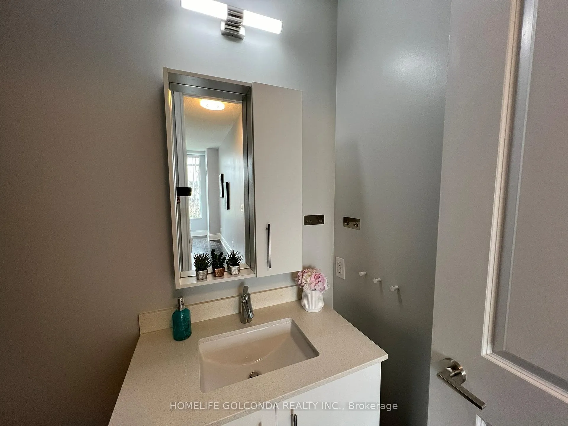 Photo 10 of Unit 112, 273 South Park Road, Markham, Commerce Valley — HOMEH