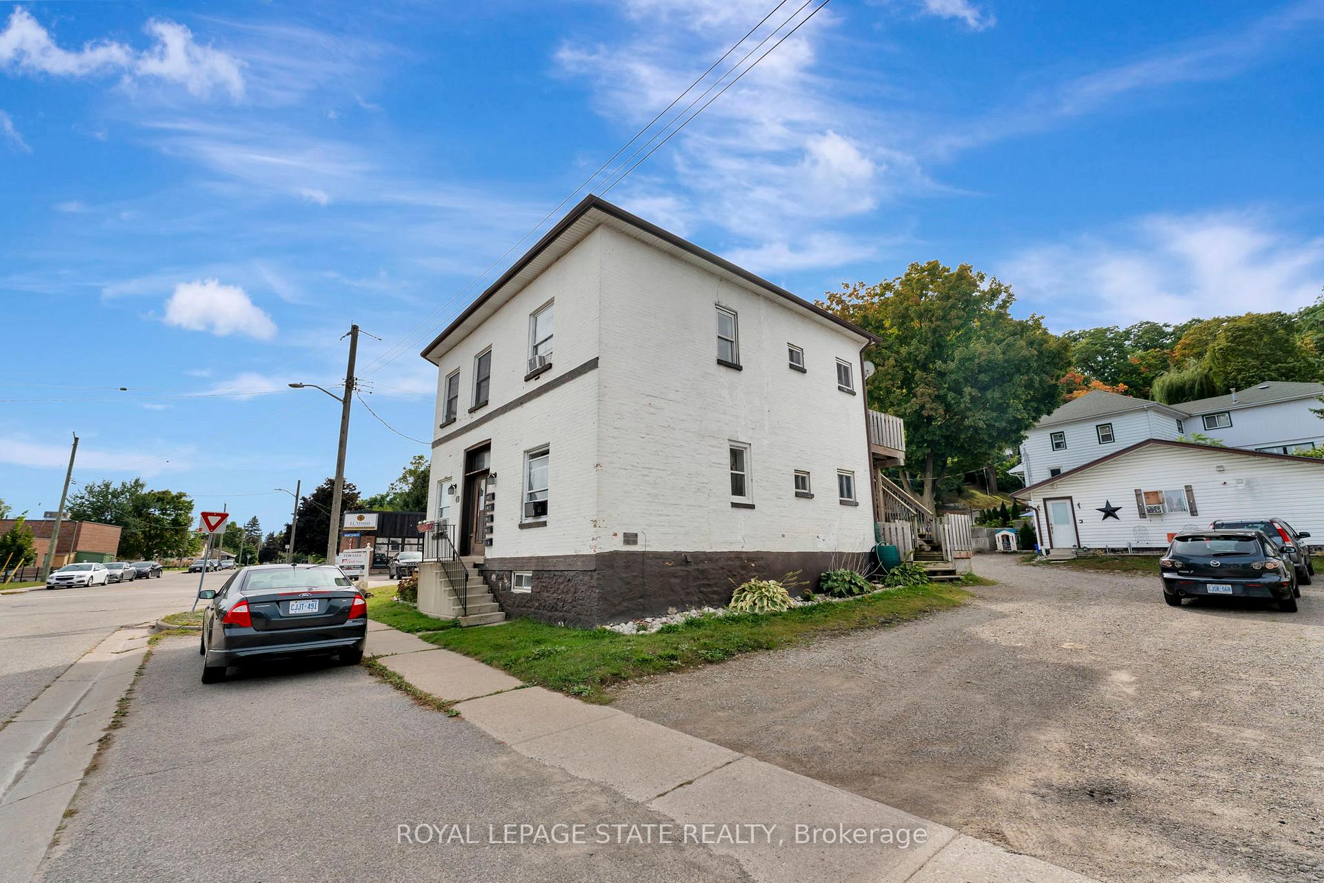 Photo 2 of 49 Dumfries Street, Brant, Paris — HOMEH