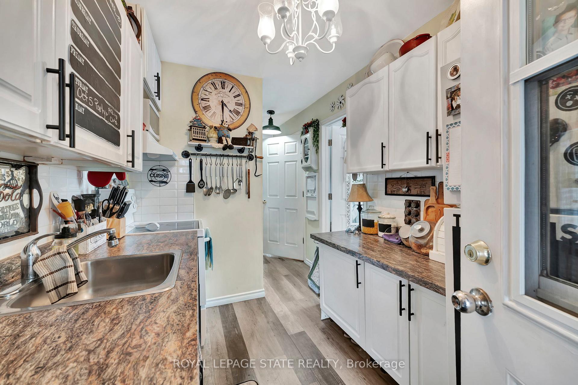 Photo 9 of 49 Dumfries Street, Brant, Paris — HOMEH