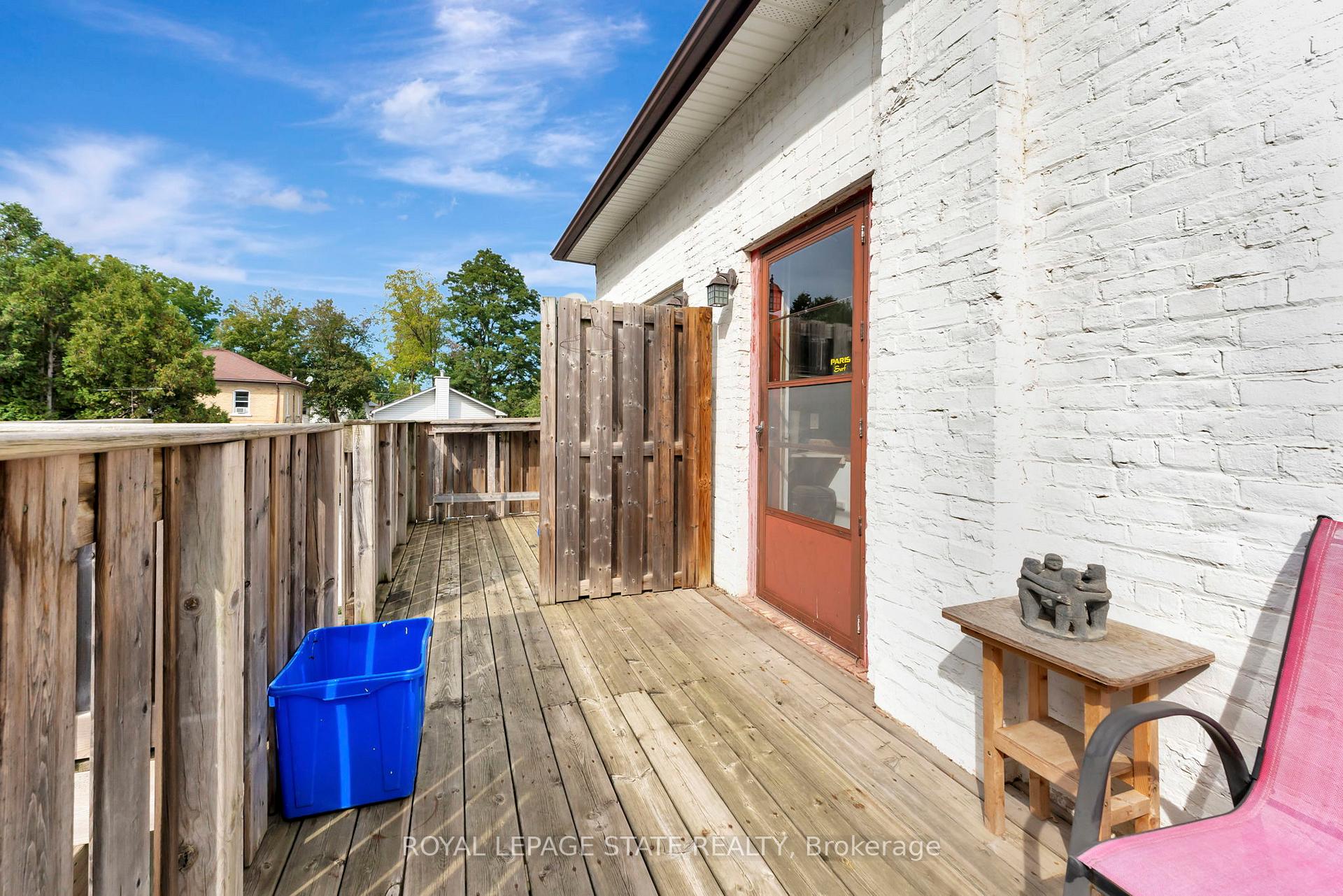 Photo 29 of 49 Dumfries Street, Brant, Paris — HOMEH