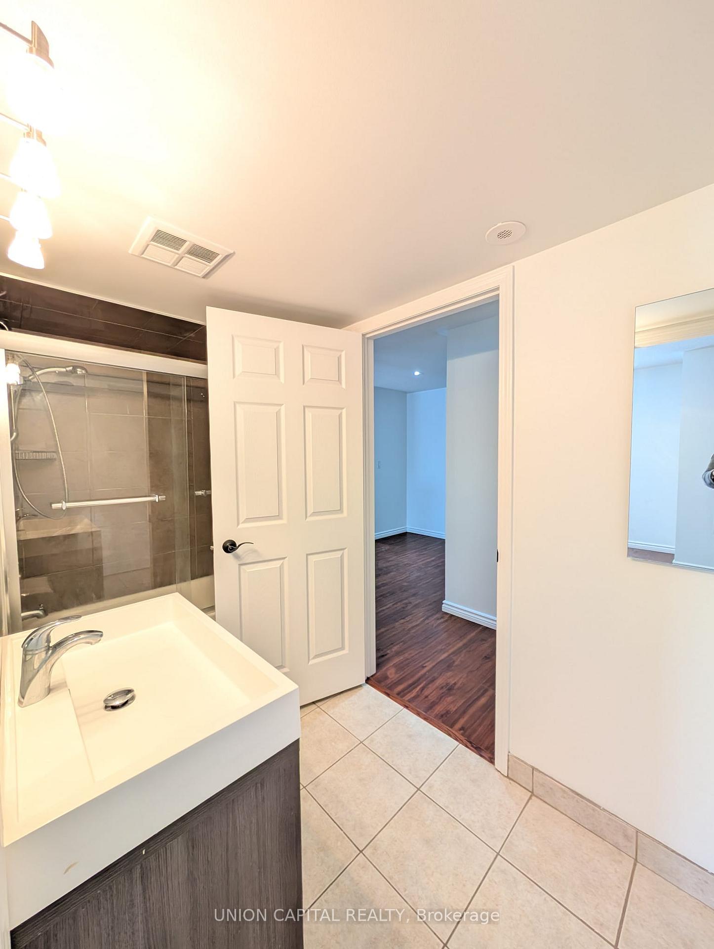 Photo 10 of Unit 2, 105 Sunrise Drive, Markham, Milliken Mills East — HOMEH