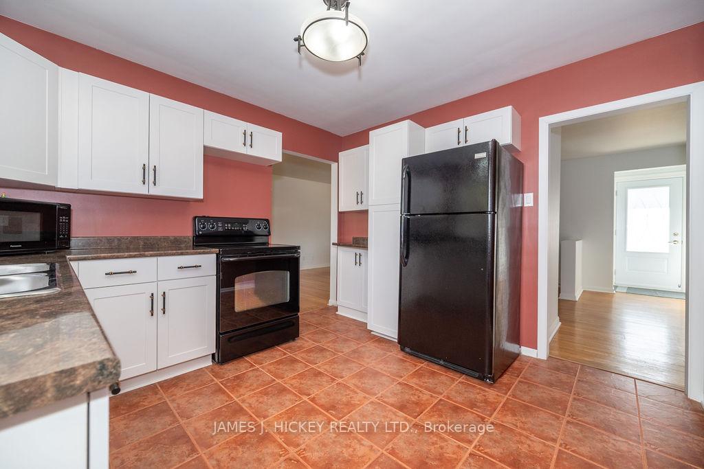 Photo 12 of 101 Birch Street, Deep River — HOMEH