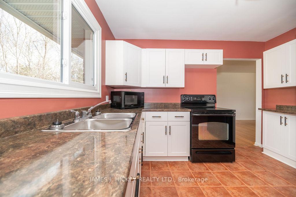 Photo 13 of 101 Birch Street, Deep River — HOMEH