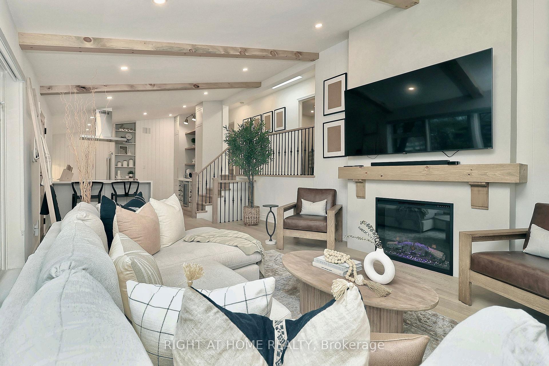 Photo 4 of 5 Harriman Road, Aurora, Aurora Village — HOMEH