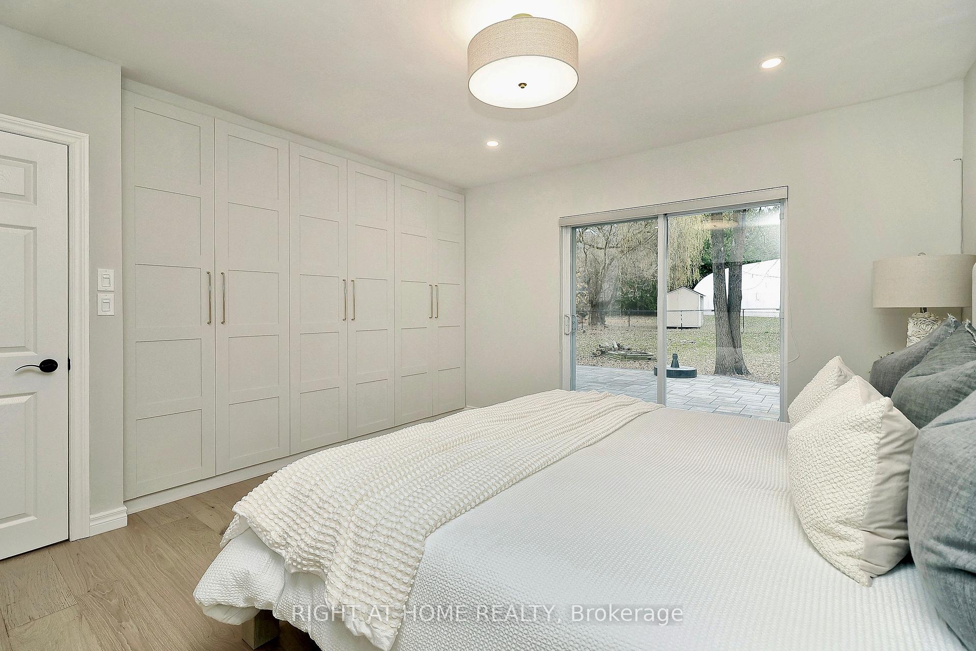 Photo 11 of 5 Harriman Road, Aurora, Aurora Village — HOMEH