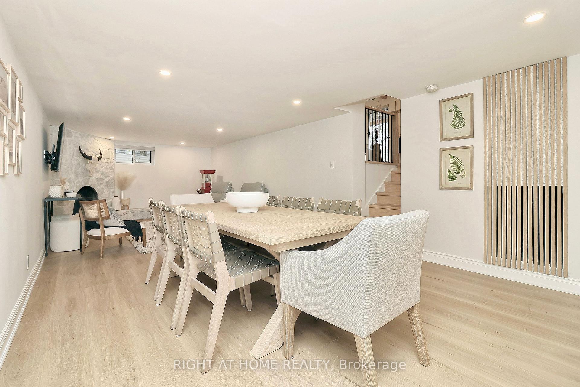 Photo 16 of 5 Harriman Road, Aurora, Aurora Village — HOMEH