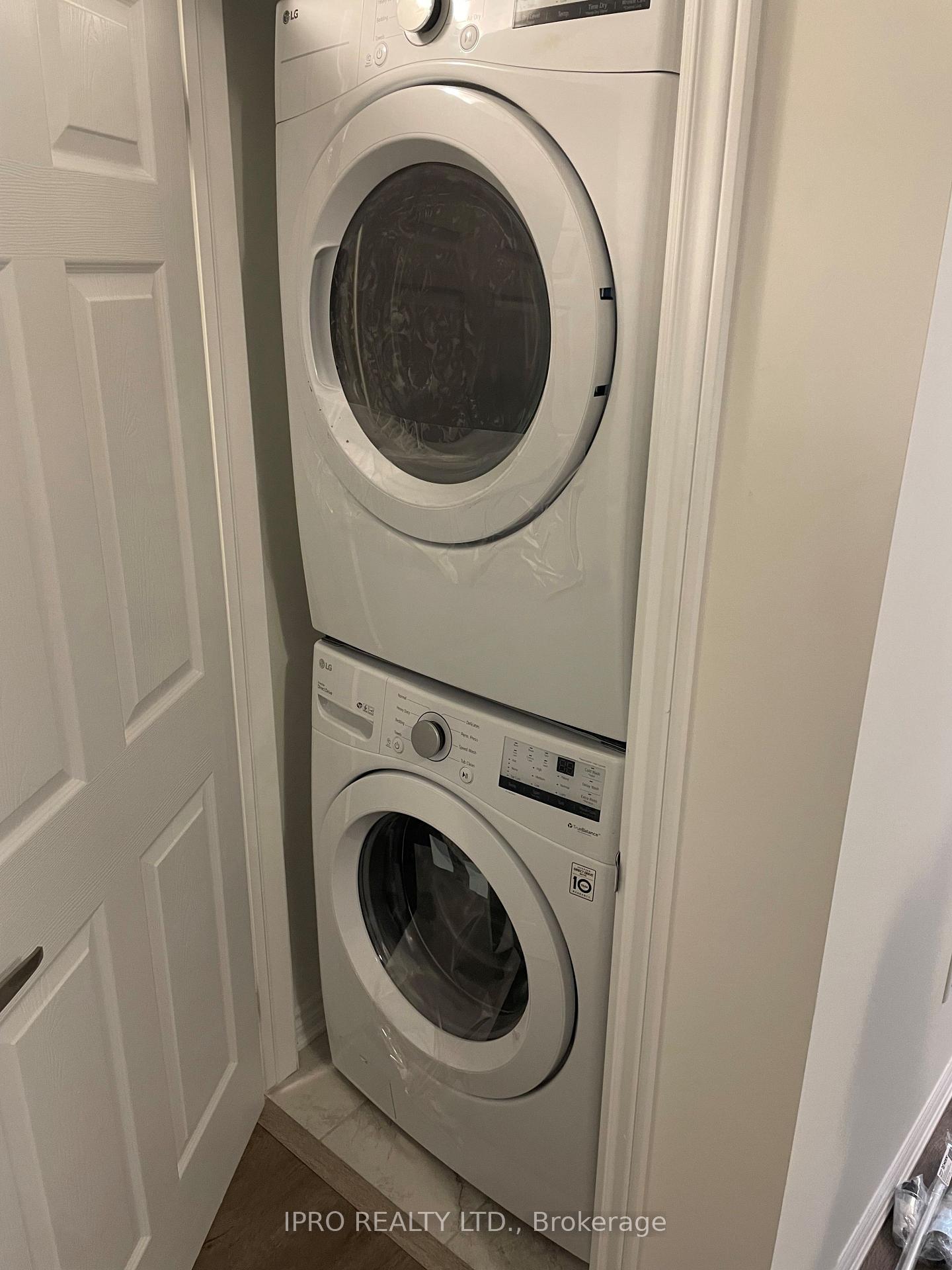 Photo 4 of Unit 104, 1034 Reflection Place, Pickering, Rural Pickering — HOMEH