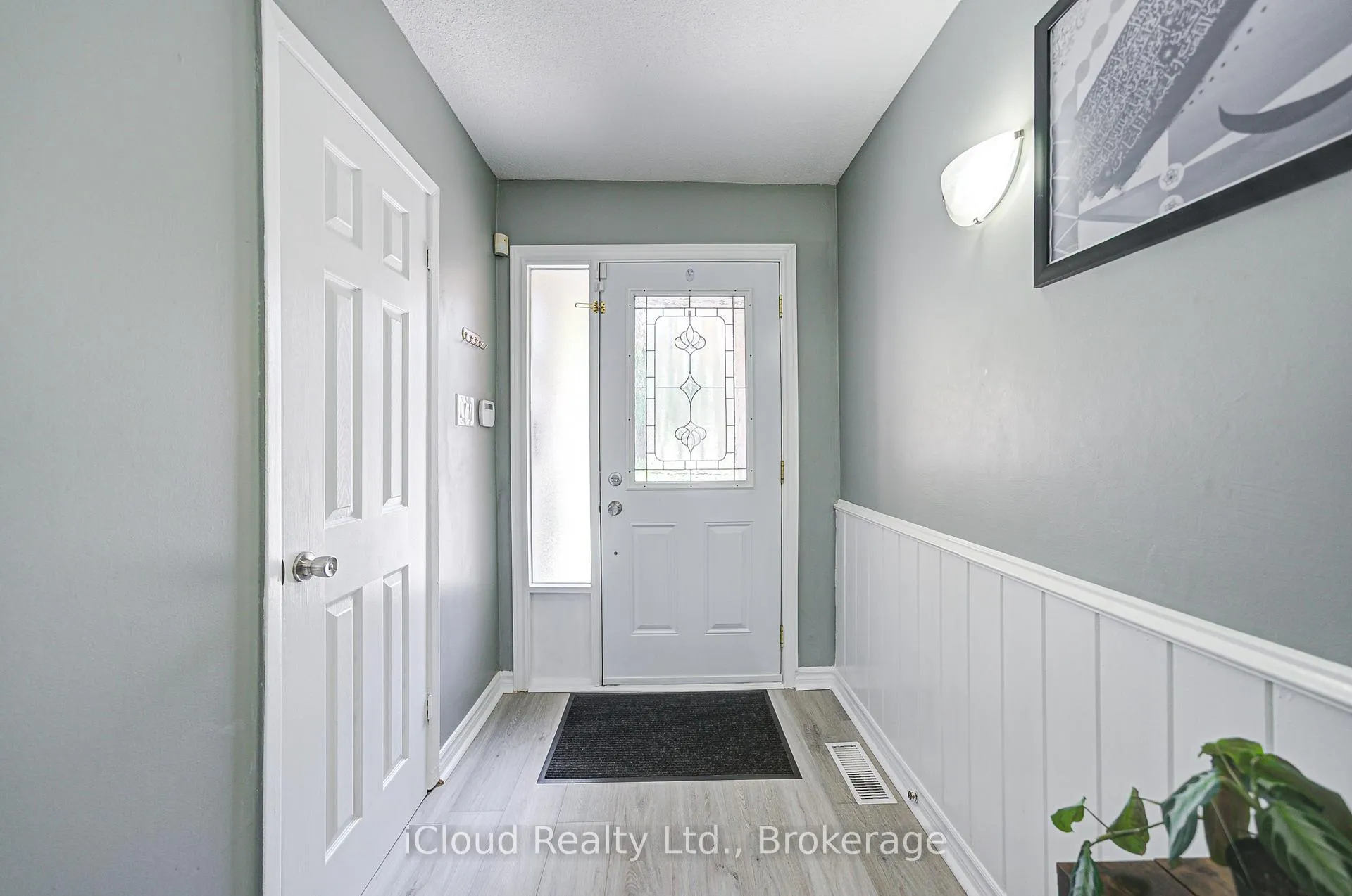 Photo 4 of 5 Gloucester Place, Brampton, Northgate — HOMEH