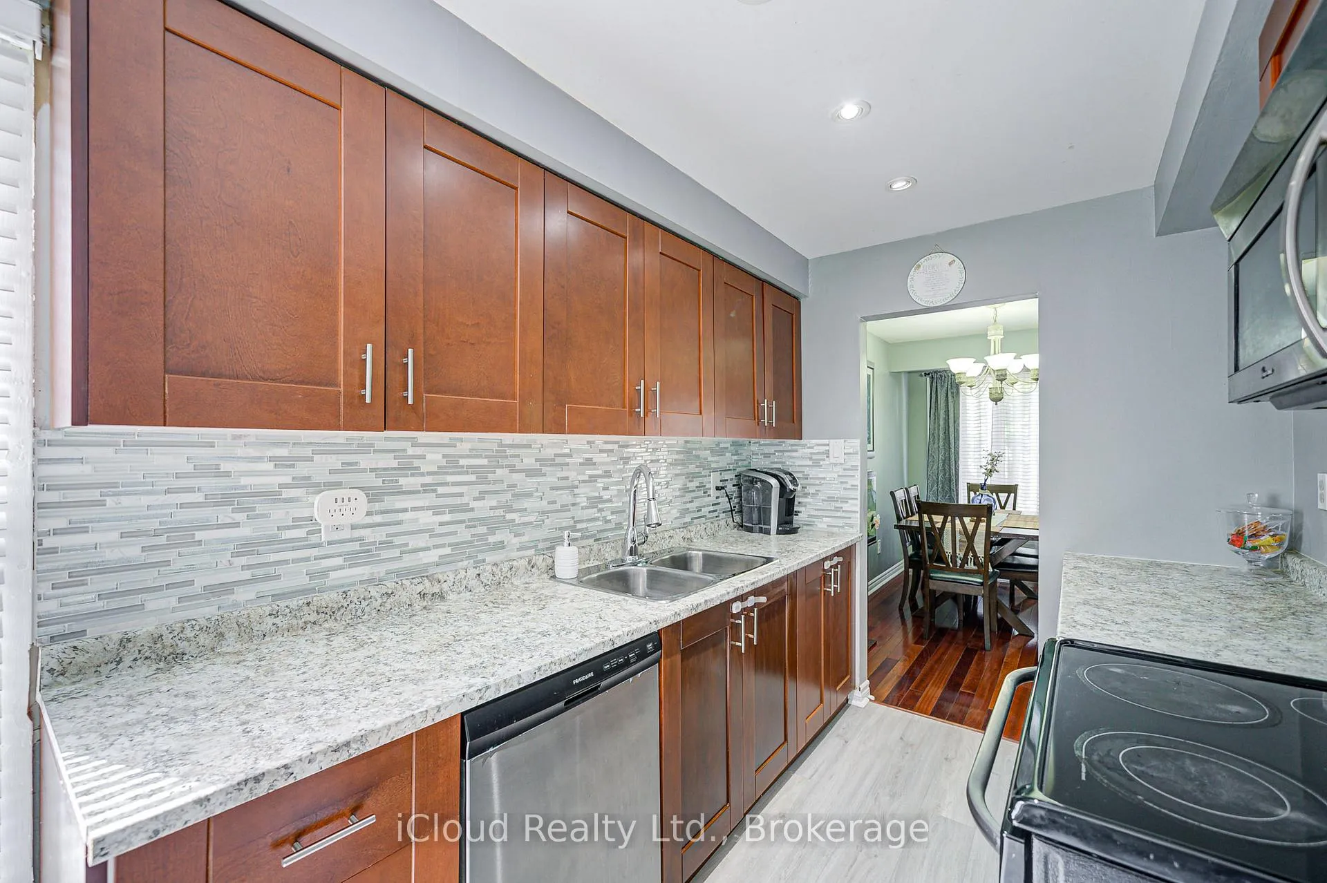 Photo 6 of 5 Gloucester Place, Brampton, Northgate — HOMEH