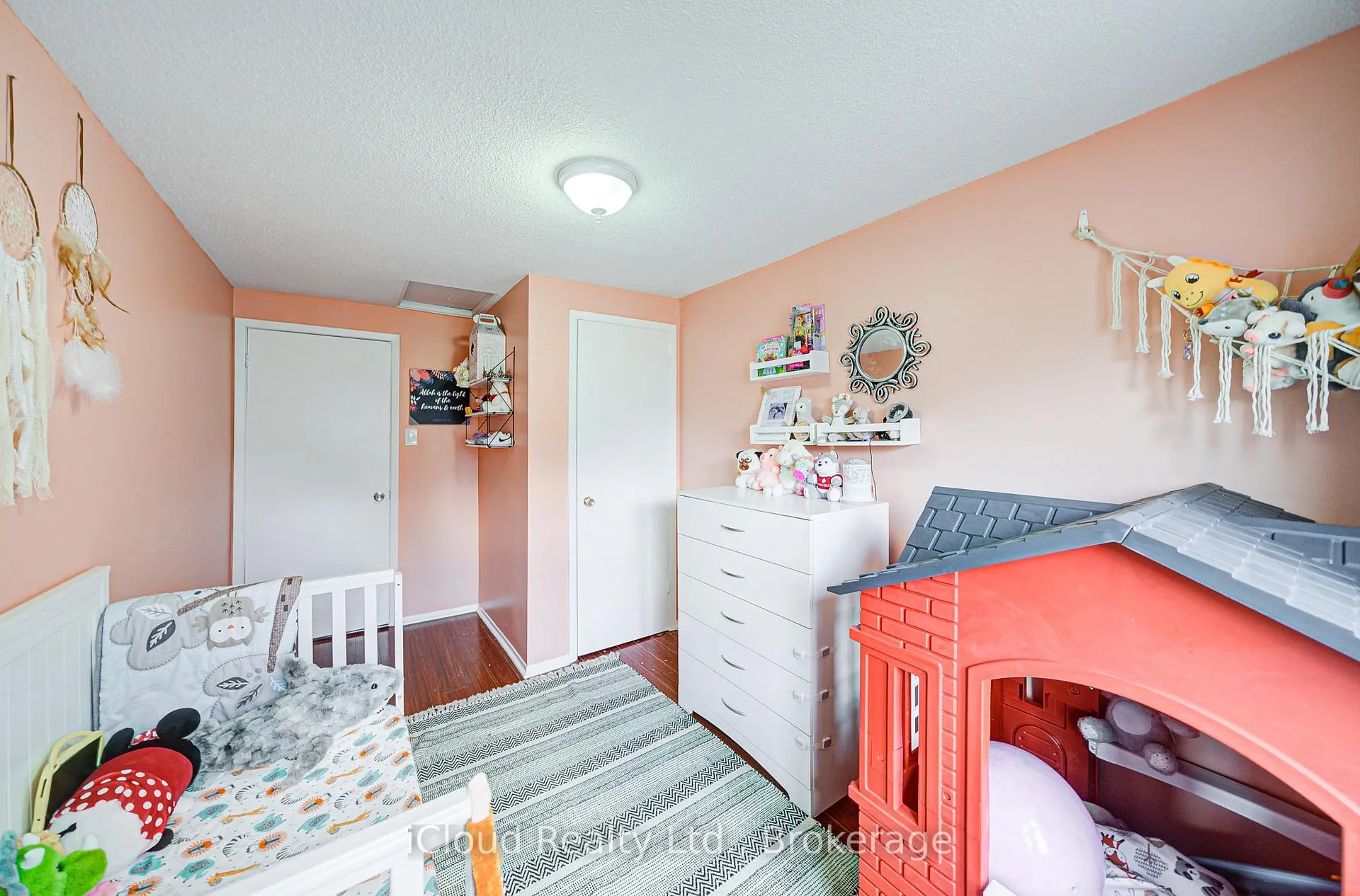 Photo 24 of 5 Gloucester Place, Brampton, Northgate — HOMEH
