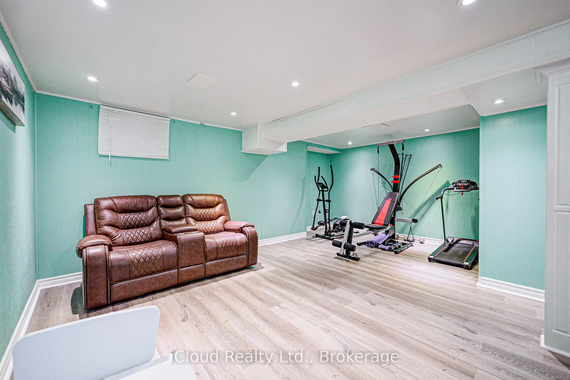Photo 28 of 5 Gloucester Place, Brampton, Northgate — HOMEH