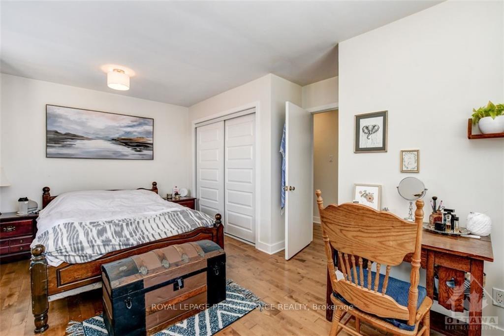 Photo 11 of 2134 Arch Street, Ottawa, Elmvale Acres — HOMEH