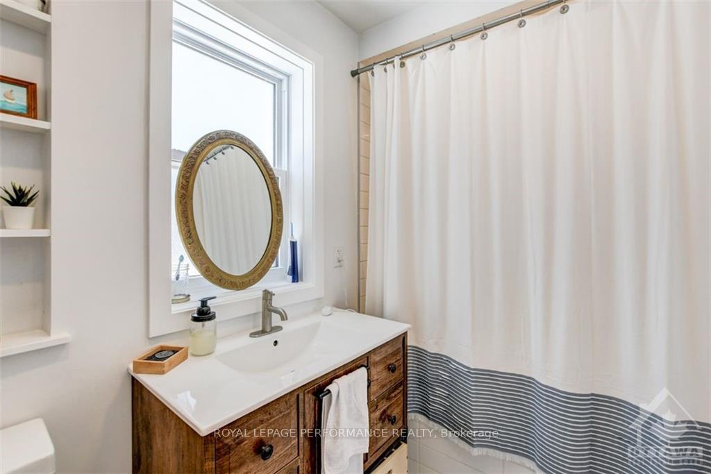 Photo 16 of 2134 Arch Street, Ottawa, Elmvale Acres — HOMEH