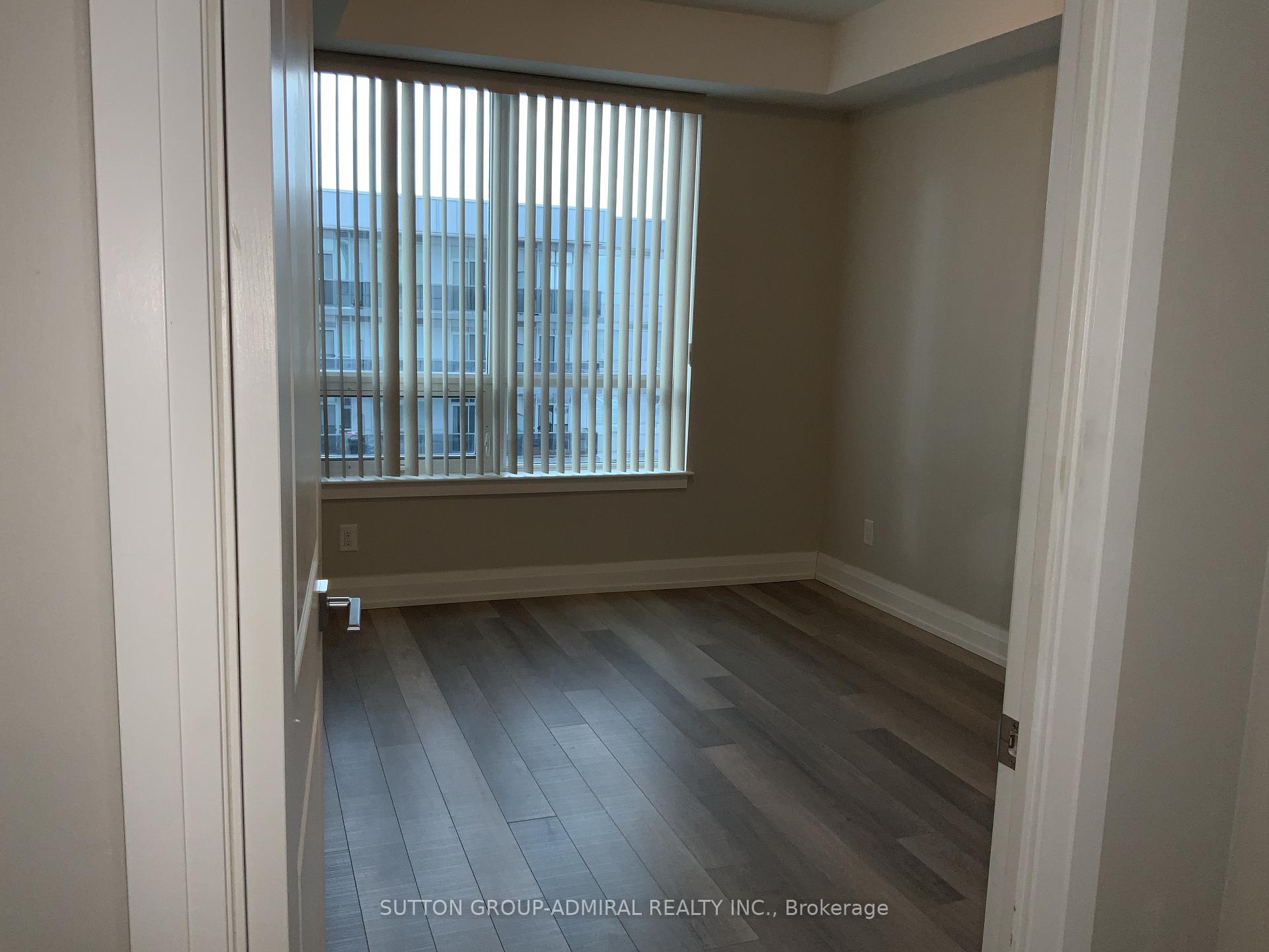 Photo 4 of Unit 1009, 7165 Yonge Street, Markham, Thornhill — HOMEH