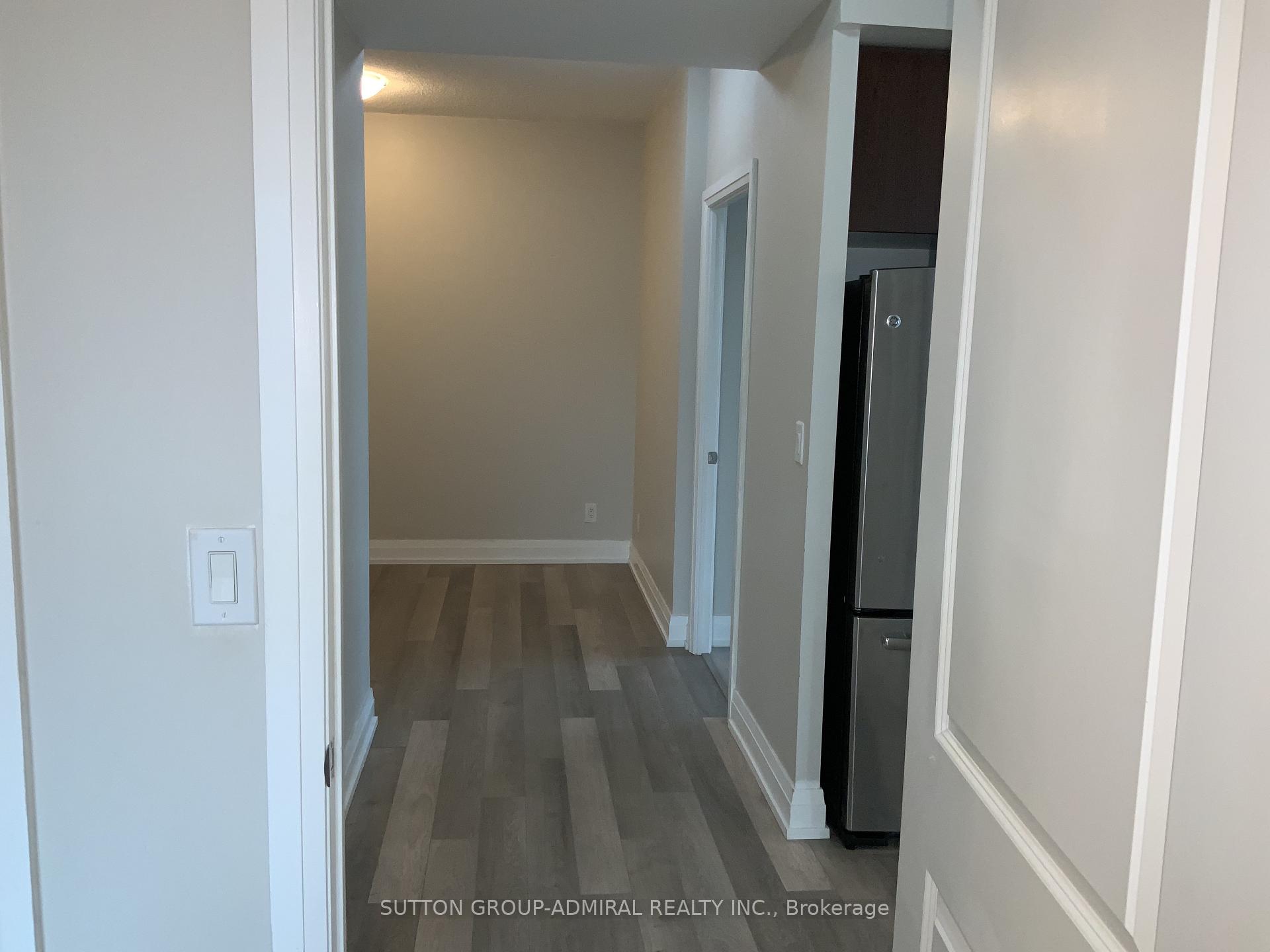 Photo 7 of Unit 1009, 7165 Yonge Street, Markham, Thornhill — HOMEH