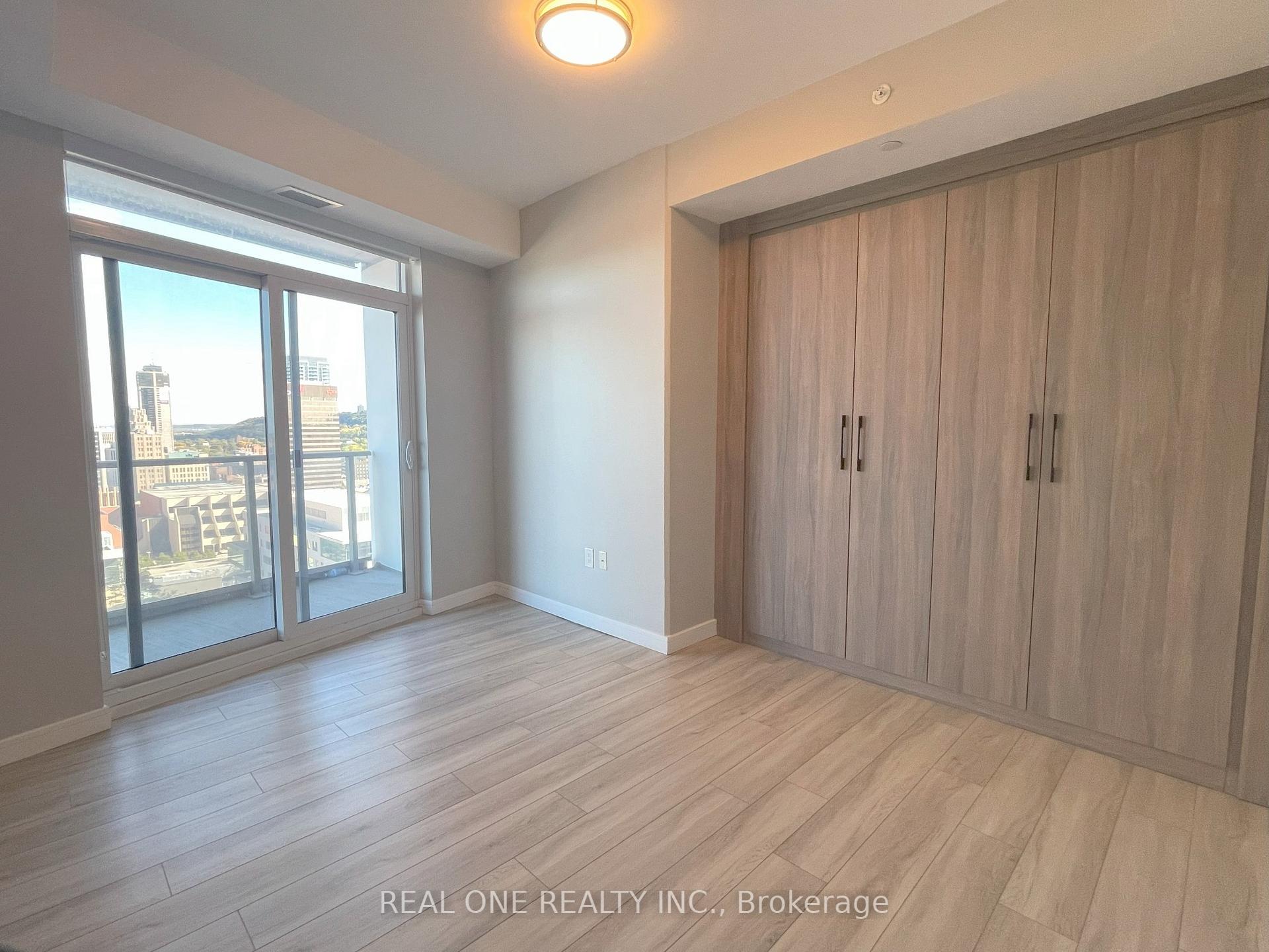 Photo 15 of Unit 1704, 20 George Street, Hamilton, Central — HOMEH