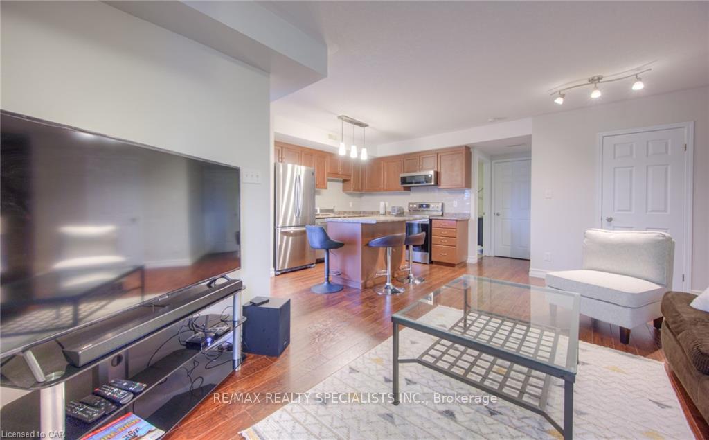 Photo 6 of Unit 8J, 1460 Highland Road W, Kitchener, Highland West — HOMEH