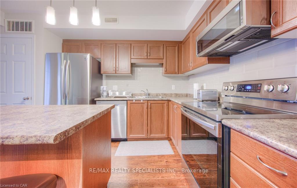 Photo 9 of Unit 8J, 1460 Highland Road W, Kitchener, Highland West — HOMEH