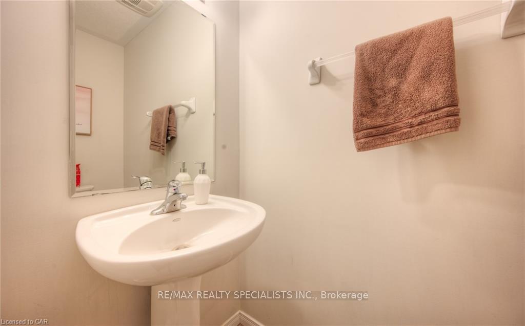 Photo 11 of Unit 8J, 1460 Highland Road W, Kitchener, Highland West — HOMEH
