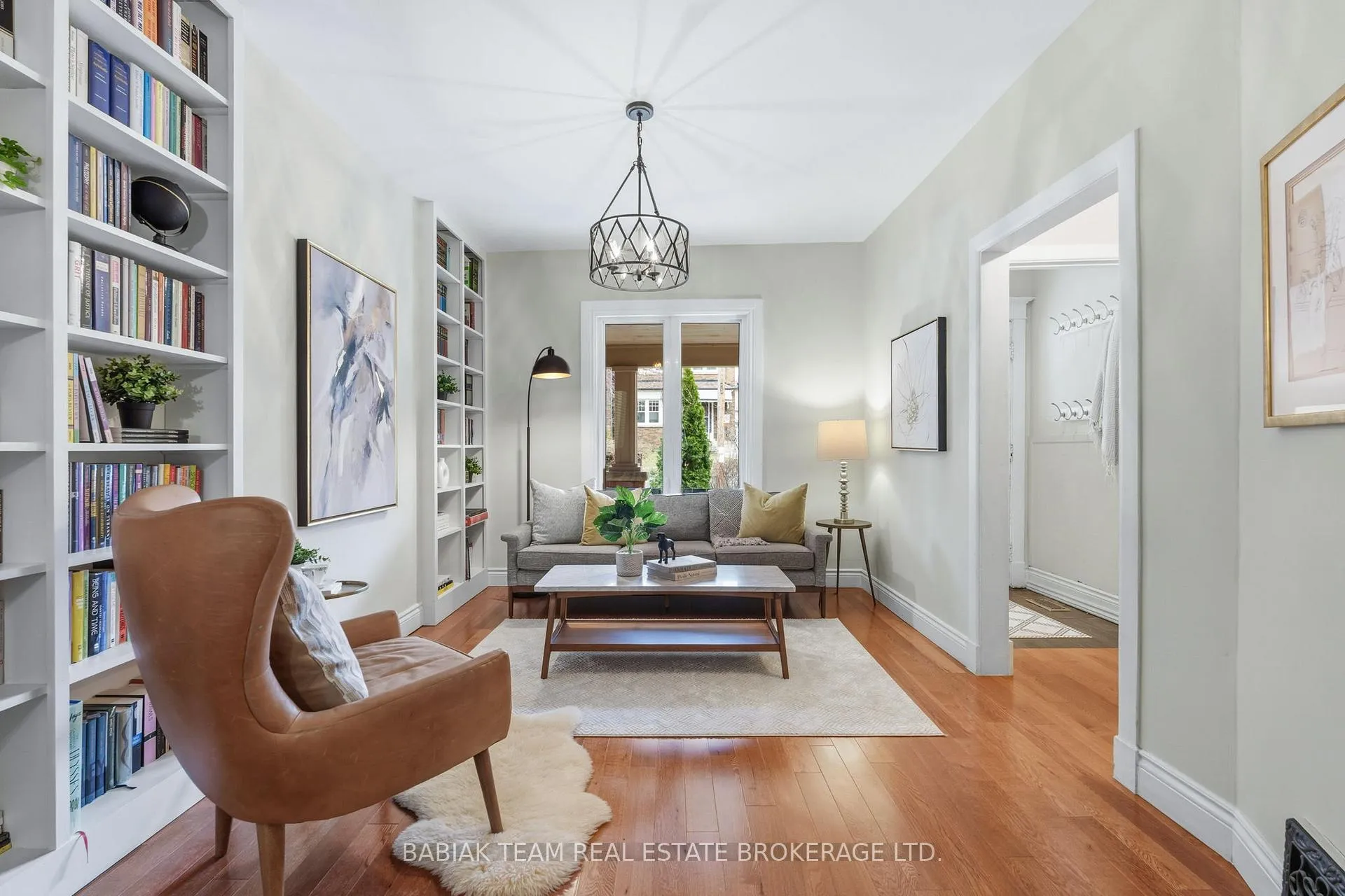 Photo 5 of 92 Indian Road Crescent, Toronto, High Park North — HOMEH