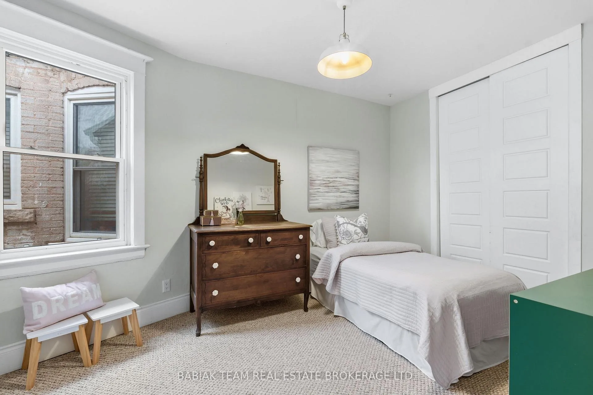 Photo 26 of 92 Indian Road Crescent, Toronto, High Park North — HOMEH