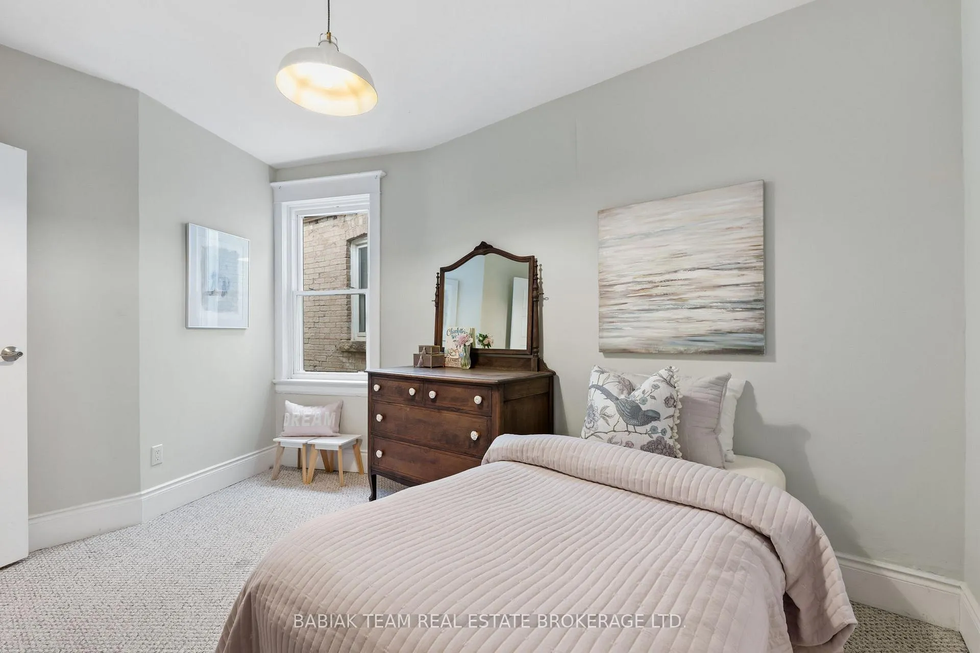Photo 27 of 92 Indian Road Crescent, Toronto, High Park North — HOMEH