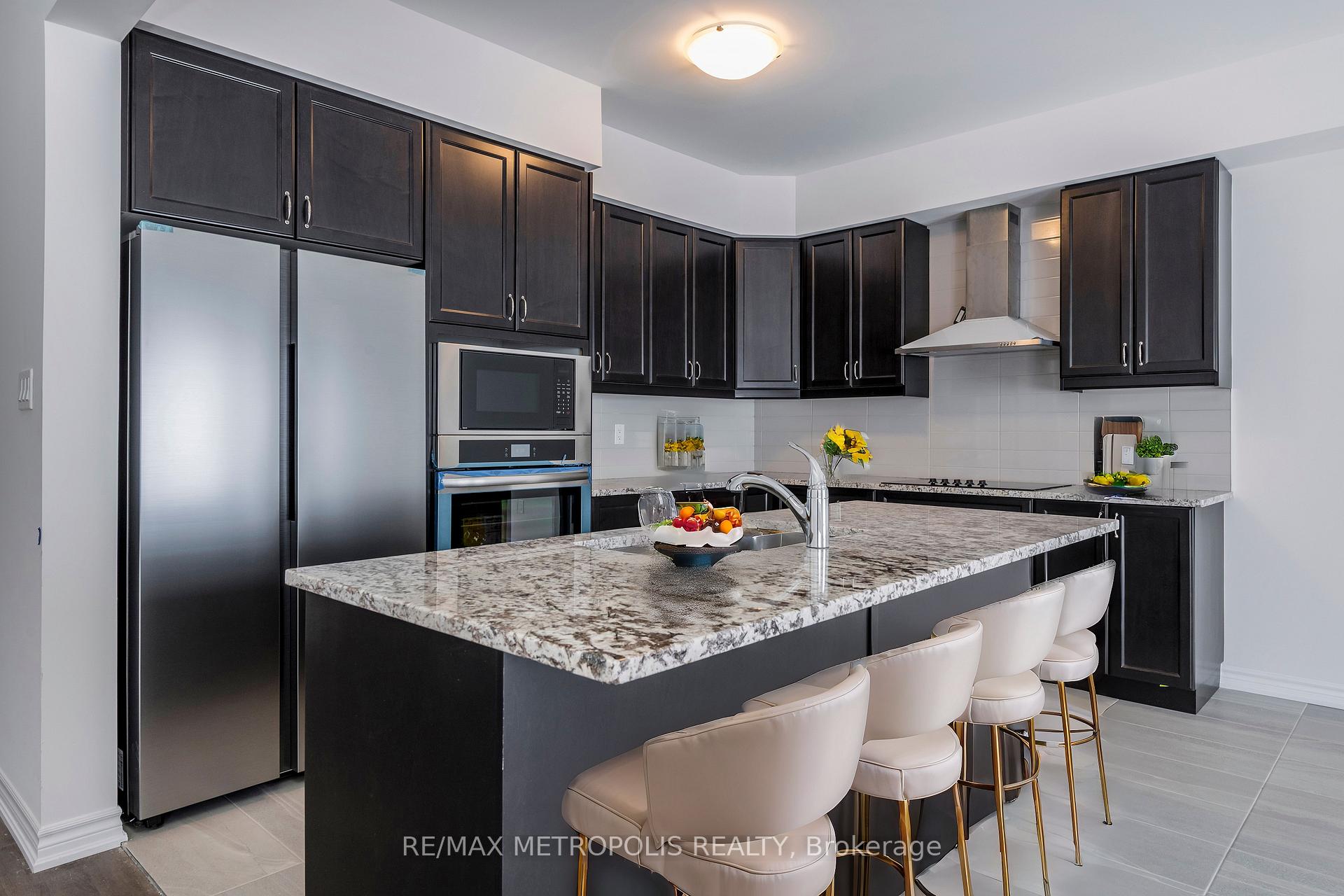 Photo 9 of 370 McEachern Lane, Gravenhurst, Muskoka (S) — HOMEH