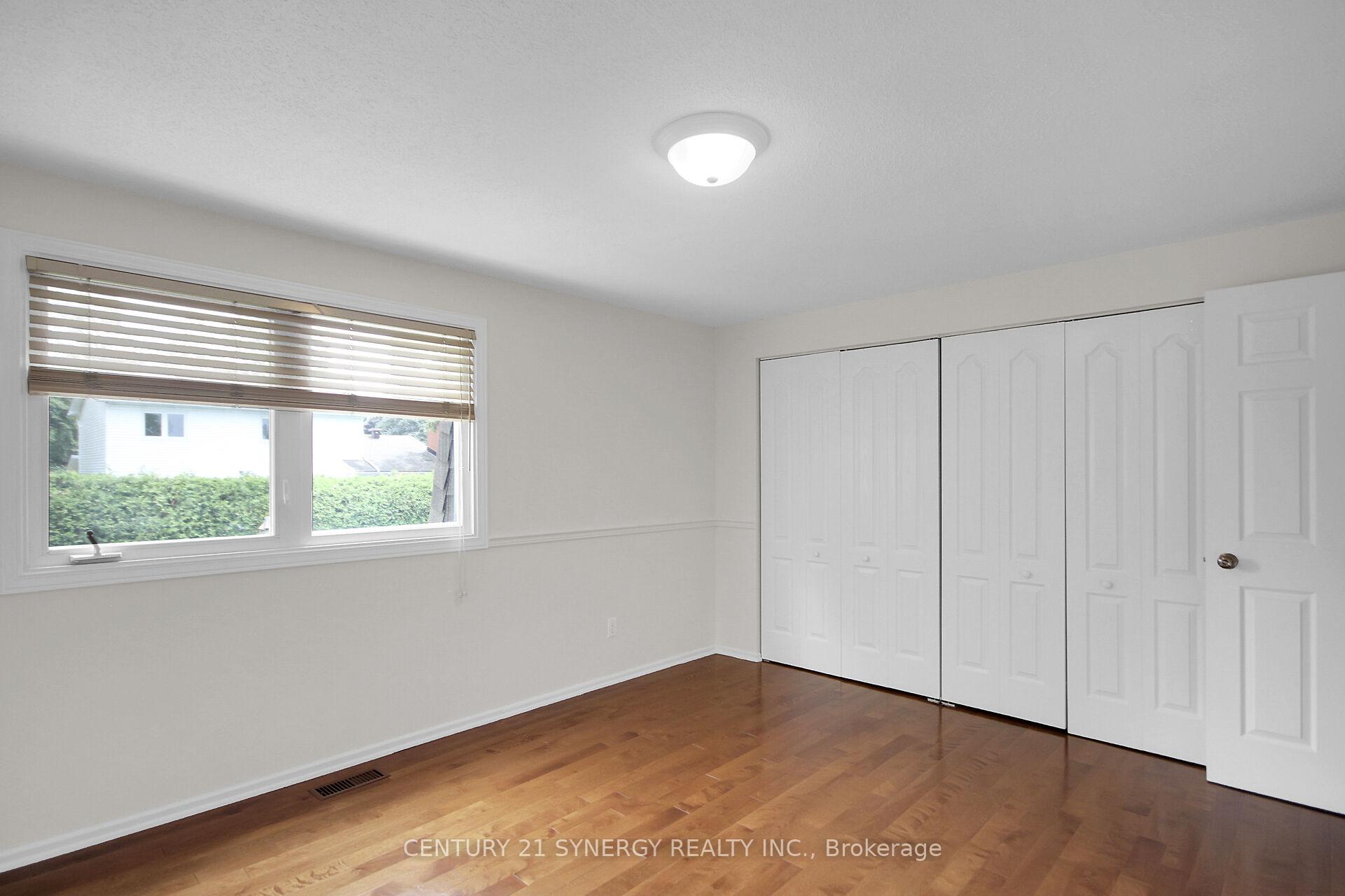 Photo 19 of 27 Tripp Crescent, Ottawa, Barrhaven - Pheasant Run — HOMEH