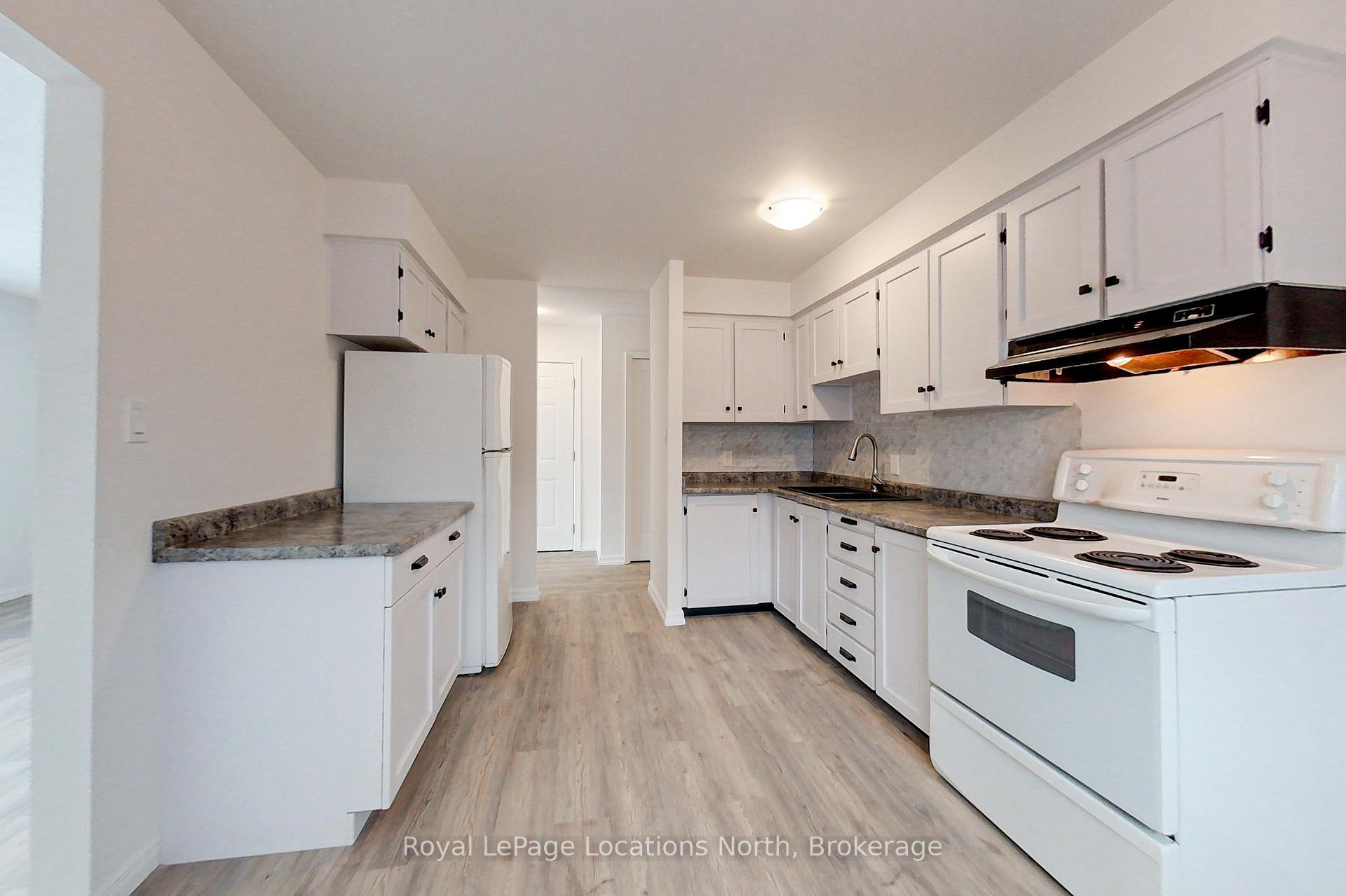 Photo 6 of 11 Watts Crescent, Collingwood — HOMEH