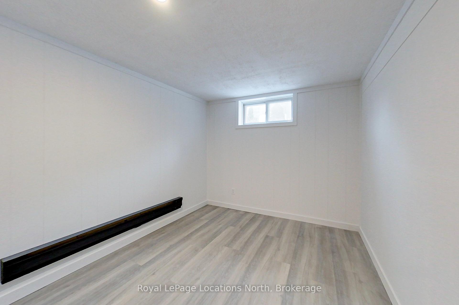 Photo 25 of 11 Watts Crescent, Collingwood — HOMEH