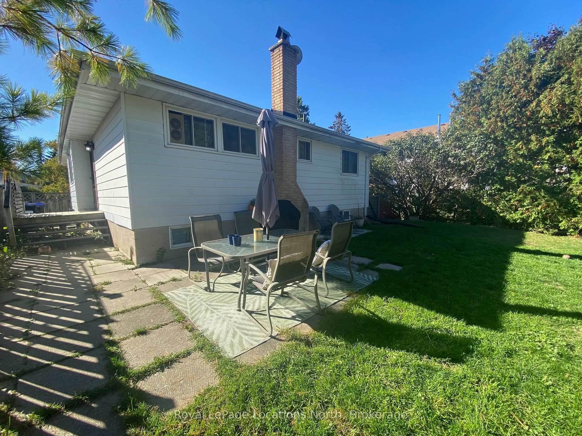 Photo 23 of 11 Watts Crescent, Collingwood — HOMEH