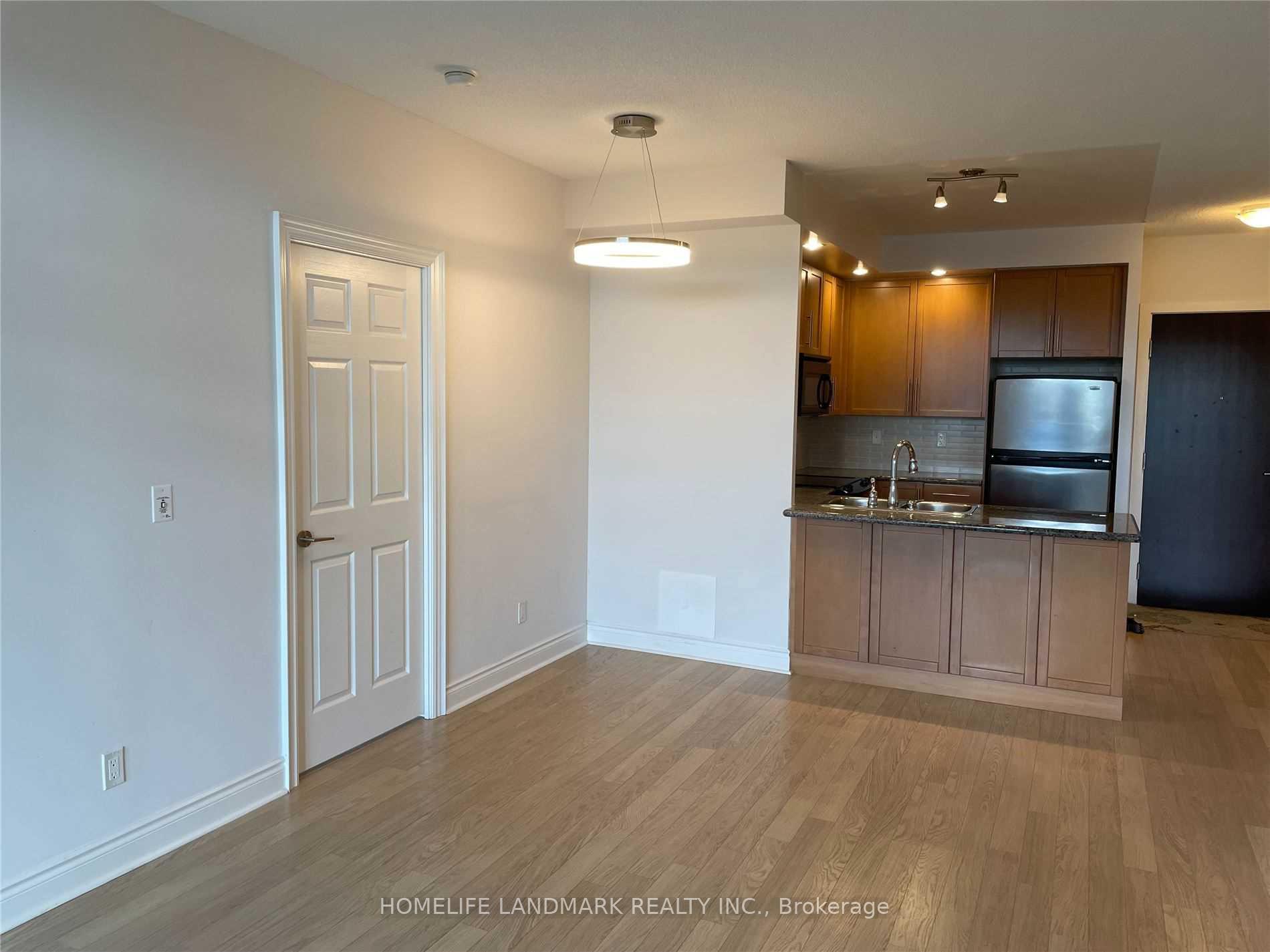 Photo 10 of Unit 952, 23 Cox Boulevard, Markham, Unionville — HOMEH