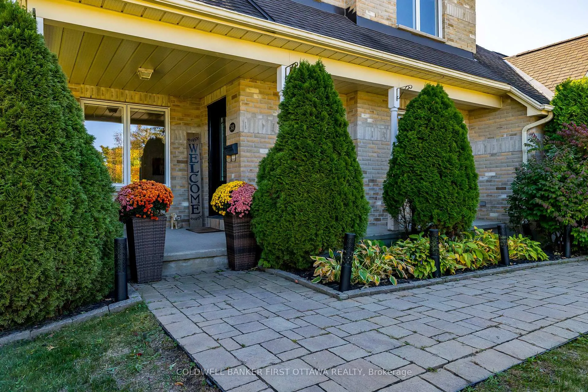 Photo 4 of 38 Hobin Street, Ottawa, Stittsville (Central) — HOMEH