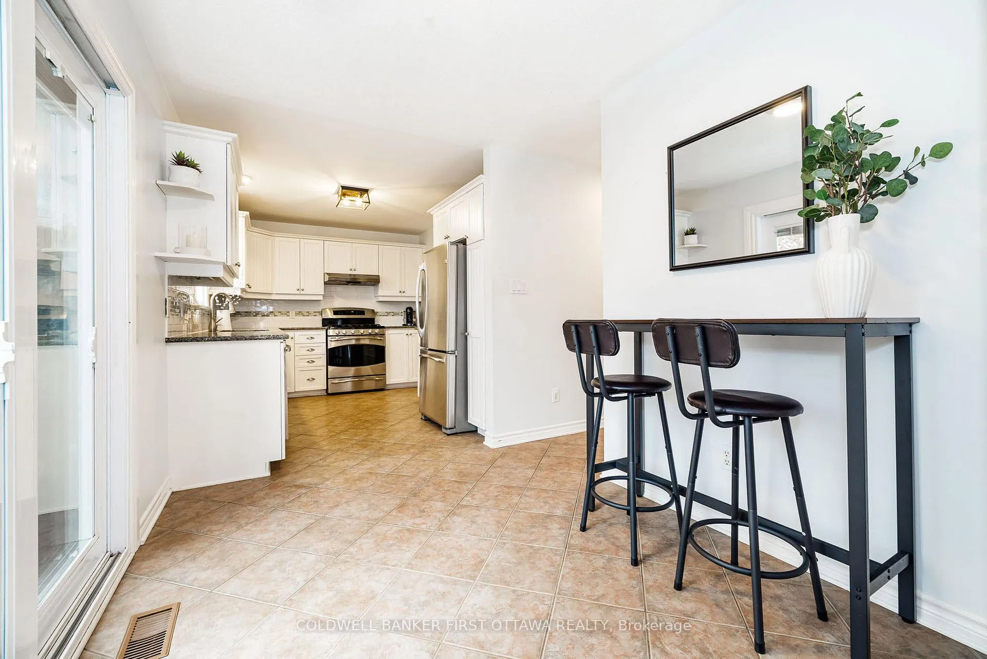 Photo 13 of 38 Hobin Street, Ottawa, Stittsville (Central) — HOMEH