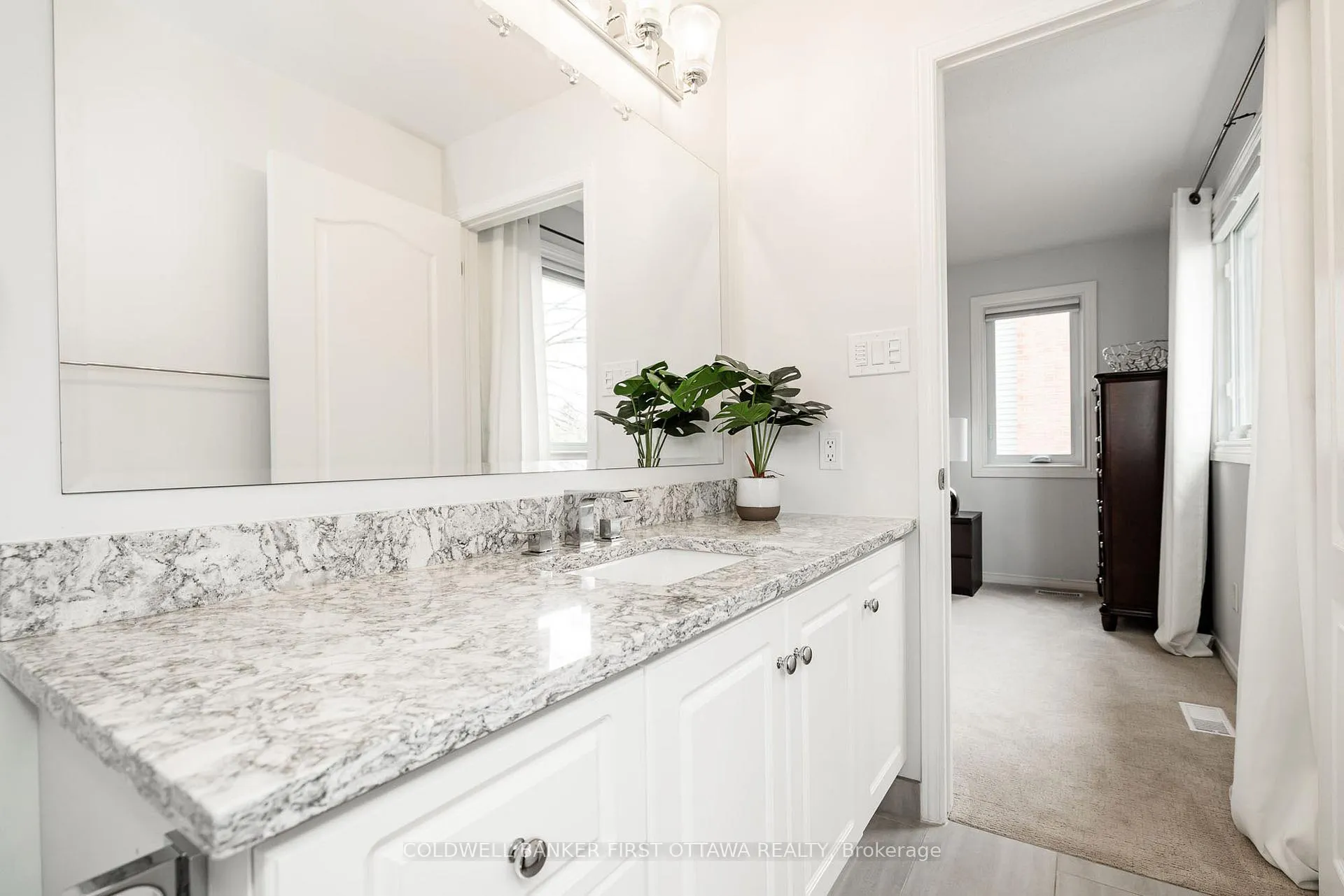 Photo 23 of 38 Hobin Street, Ottawa, Stittsville (Central) — HOMEH