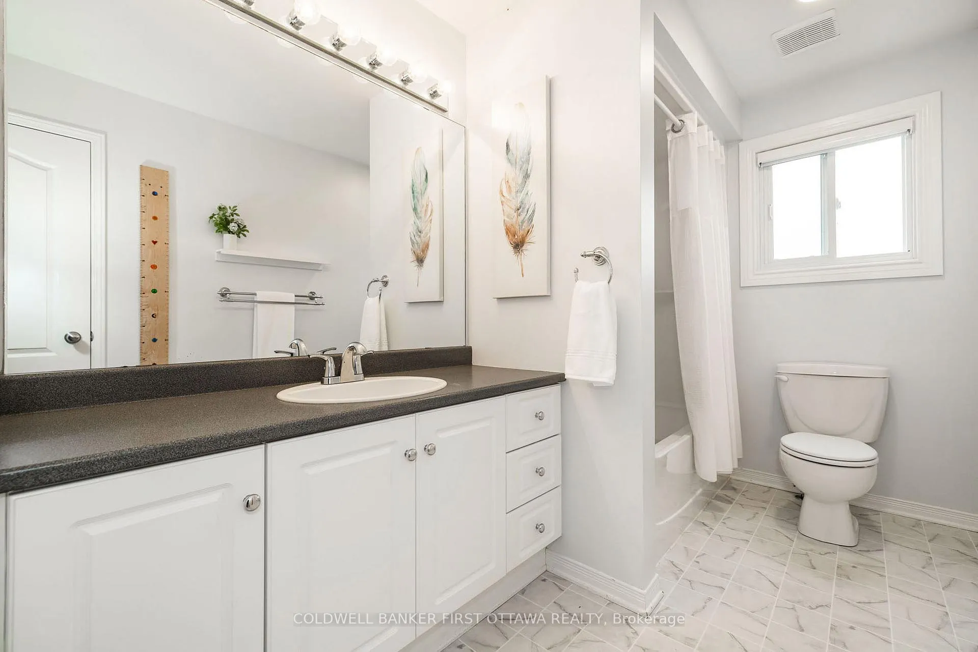 Photo 27 of 38 Hobin Street, Ottawa, Stittsville (Central) — HOMEH