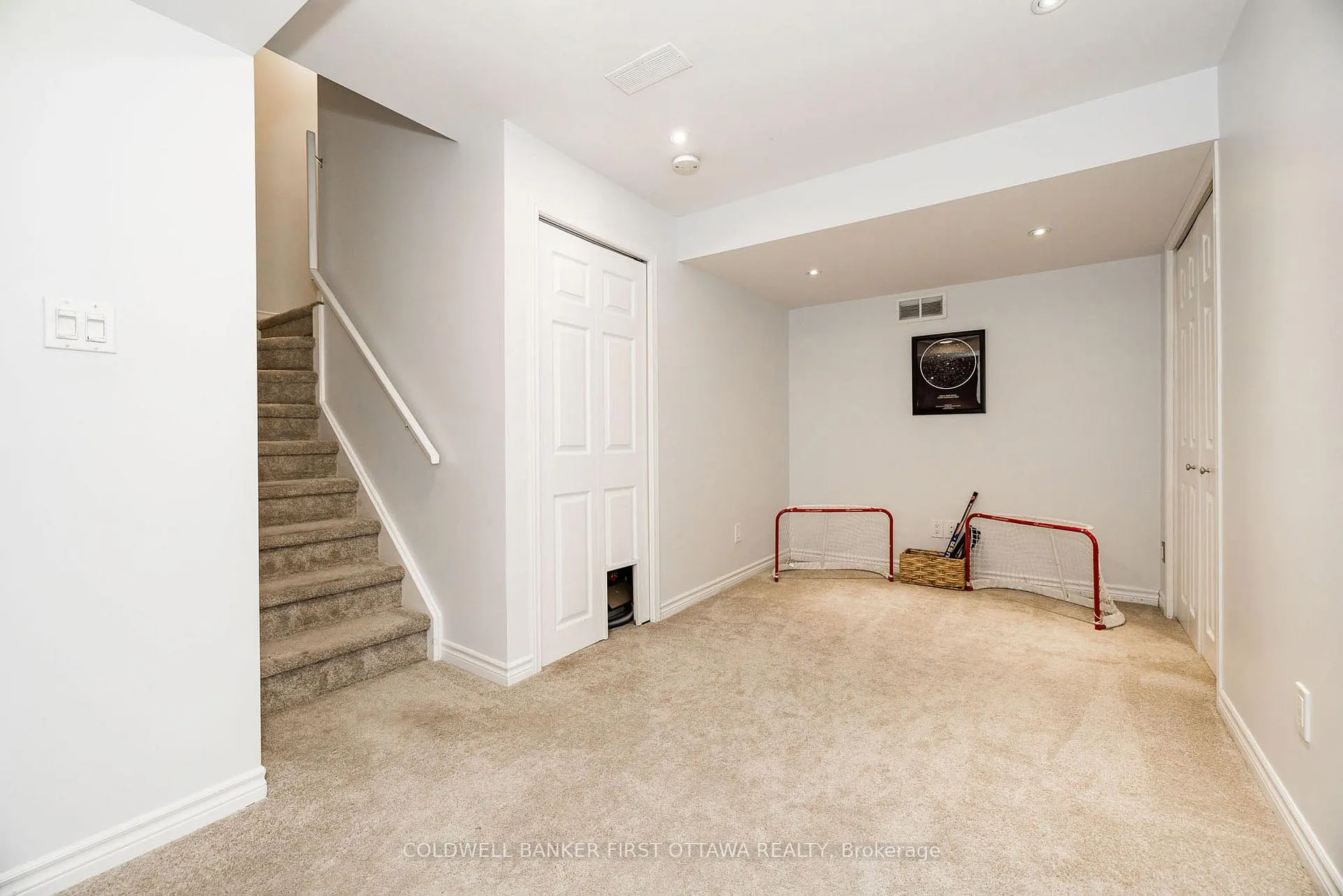Photo 29 of 38 Hobin Street, Ottawa, Stittsville (Central) — HOMEH